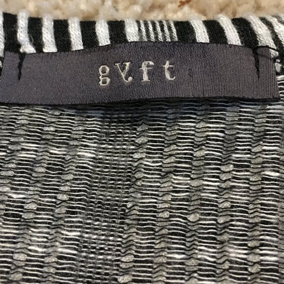 B&W Pinstripe Boho Flutter Sleeve Tie Hem Button Up Tee - Picture 9 of 15